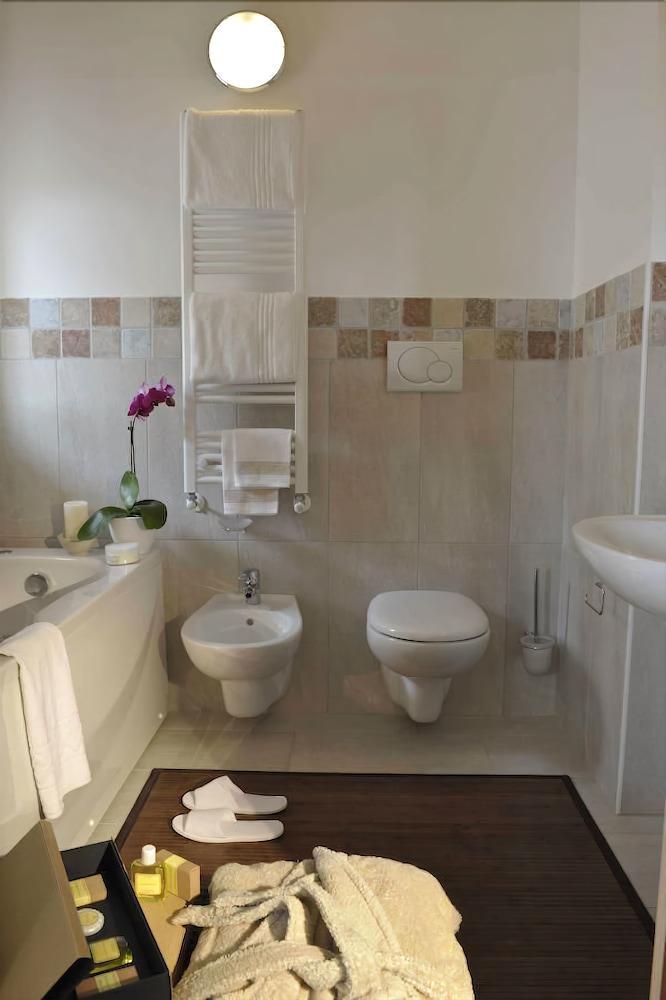 Fogliano Marina Residence Hotel Rubino מראה חיצוני תמונה