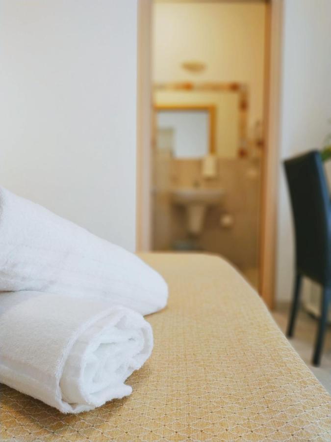 Fogliano Marina Residence Hotel Rubino מראה חיצוני תמונה